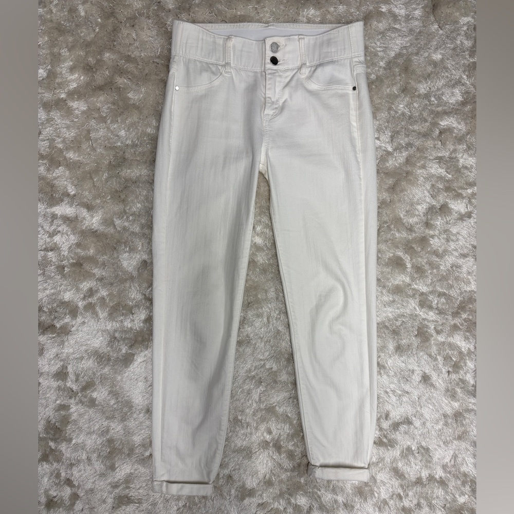 Apt. 9 Women’s White Jean Stretch Capri Pants w/ elastic waist tummy control
